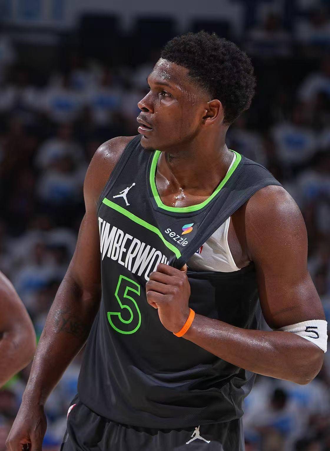 明尼苏达森林狼今晚止住颓势；志在CBA常规赛名次提升；气氛紧张；赛季目标并未改变的简单介绍