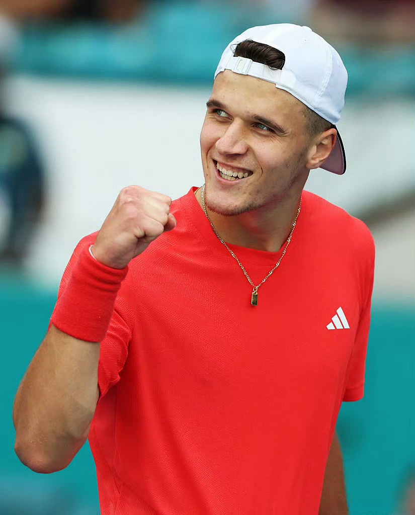 Leyu-德约科维奇赛事官方发布大胜新规，塞尔维亚队争议不断！的简单介绍